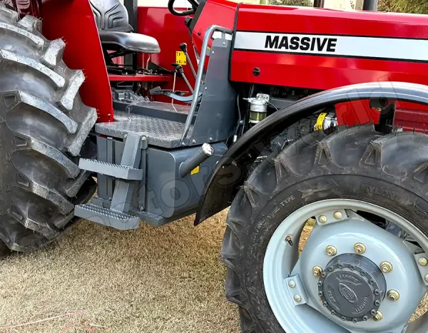 Massive 390 SE 4WD Tractors For Sale In Jamaica